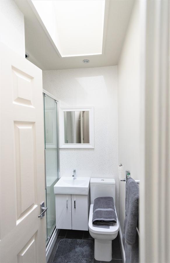 Swindon City Centre Duplex - Entercloud9Sa 외부 사진