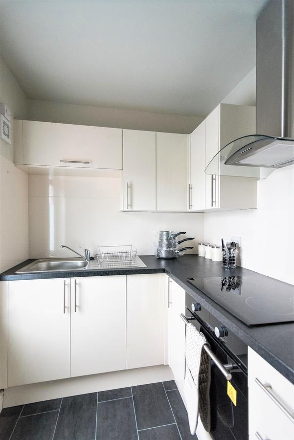 Swindon City Centre Duplex - Entercloud9Sa 외부 사진