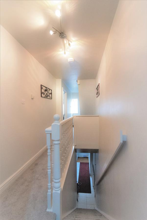 Swindon City Centre Duplex - Entercloud9Sa 외부 사진